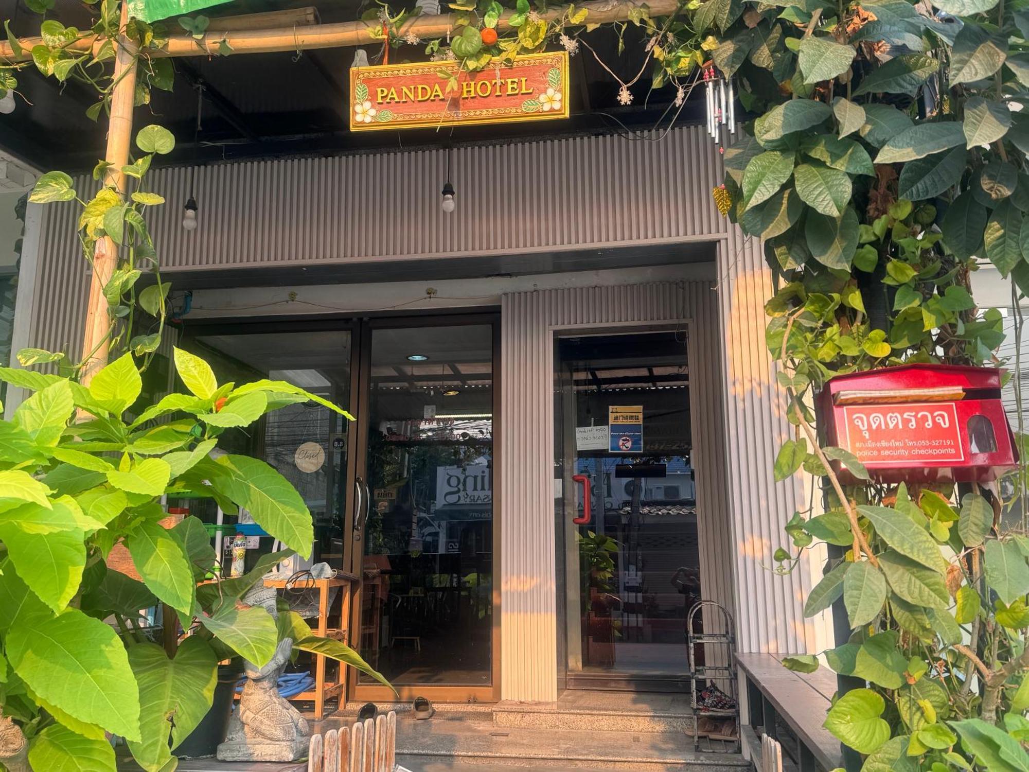 Chiang Mai Panda Hostel Exteriör bild